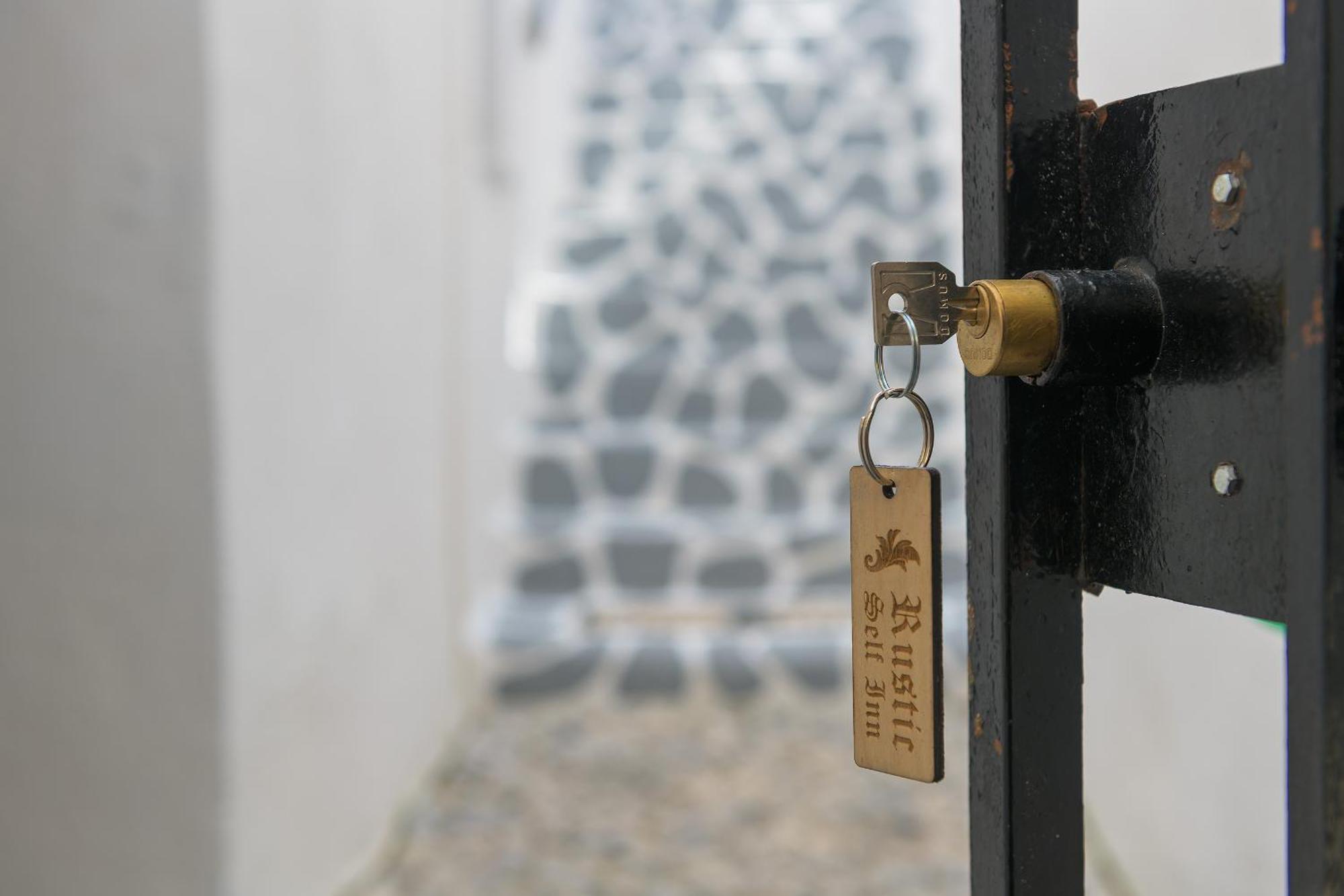 Rustic Self-Inn Rhodes City Exterior foto